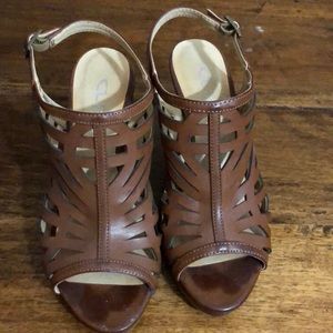 CL by Laundry camel heeled sandals